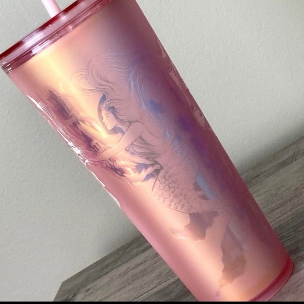Starbucks 2022 Exclusive Cup 24oz